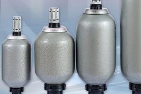 囊式蓄能器如何幫助系統減少故障？真相揭秘！